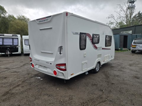 Swift Challenger 480  4