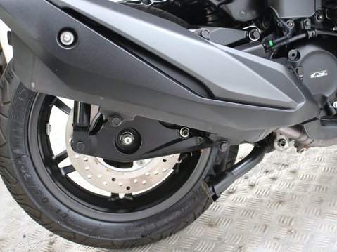 Honda Forza 350 NSS 350 A-R 22