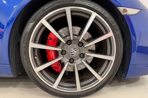 Porsche 911 CARRERA S PDK 36