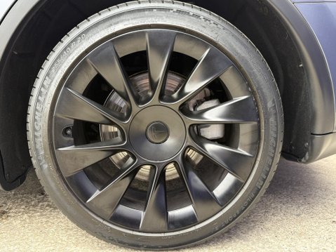 Tesla Model Y (Dual Motor) Long Range SUV 5dr Electric Auto 4WDE (384 bhp) 16
