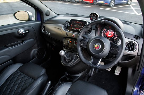 Abarth 500 595 TURISMO