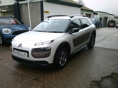 Citroen C4 Cactus PURETECH FEEL ETG S/S ONLY 23,000 MILES FROM NEW 12