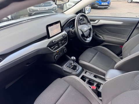 Ford Focus ZETEC TDCI 12