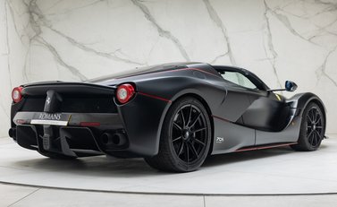 Ferrari LaFerrari Aperta 10
