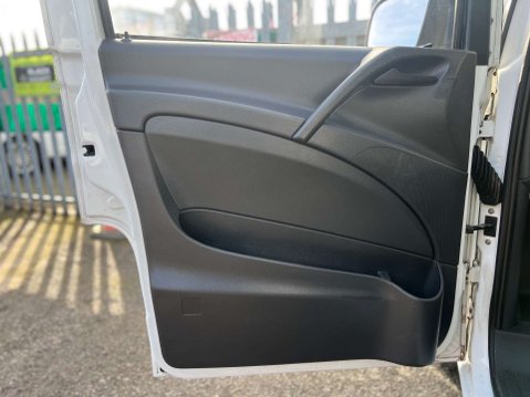 Mercedes-Benz Vito 2.1 Vito 113 CDi 31