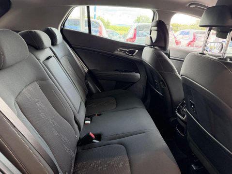 Kia Sportage 1.6 h T-GDi Pure Auto Euro 6 (s/s) 5dr 21