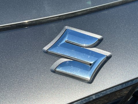 Suzuki Swift ULTRA 15