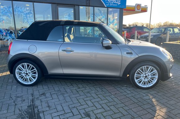 Mini Convertible COOPER AUTO HUGE SPEC 7