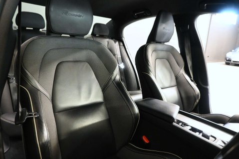 Volvo S60 2.0 S60 R-Design+ T5 Auto 4dr 35