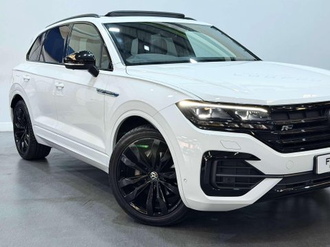 Volkswagen Touareg 3.0 TDI V6 Black Edition SUV 5dr Diesel Tiptronic 4Motion Euro 6 (s/s) (286 9