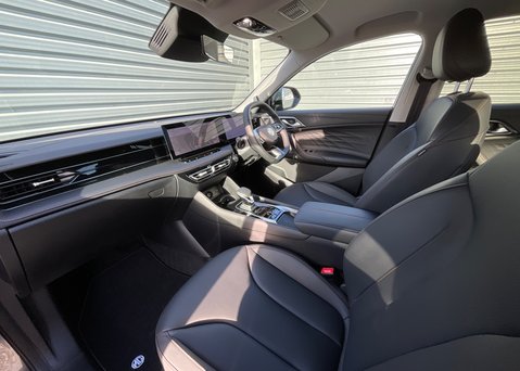 MG MG HS 1.5 T-GDI TROPHY PHEV 15