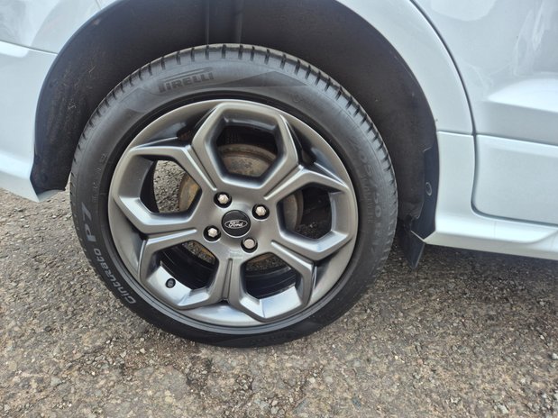Ford Ecosport ST-LINE 9