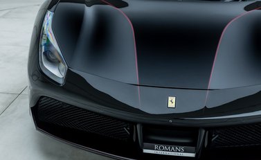 Ferrari 488 GTB Tailor Made 31
