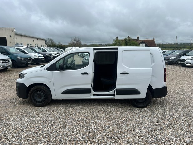 Peugeot Partner LWB L2H1 Low Roof Professional Air Con EURO 6 NO VAT 12