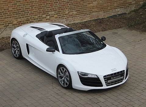Audi R8 V10 Spyder 3
