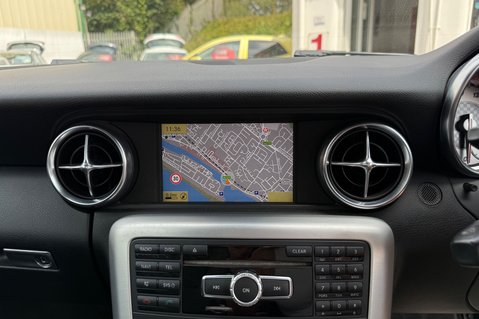 Mercedes-Benz SLK SLK250 BLUEEFFICIENCY AMG SPORT ED125..11 SERVICES..LAST OWNER 9 YEARS.. 6
