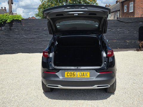Vauxhall Grandland X 1.5 Turbo D BlueInjection Sport Nav Euro 6 (s/s) 5dr 29
