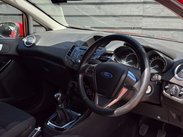 Ford Fiesta 1.2 Fiesta Zetec 3dr 2