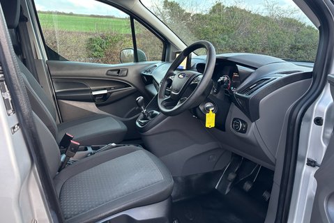 Ford Transit Connect 200 L1 Trend 100 ps Tdci Panel Van - Air Con / Sat Nav / Camera 18
