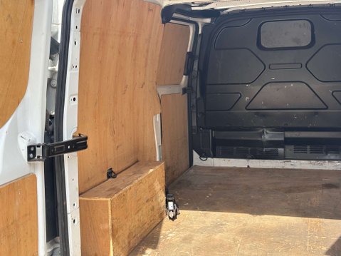 Ford Transit Custom 2.0 Transit Custom 300 Limited EcoBlue 5dr 14