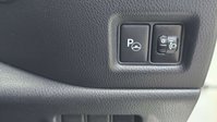Toyota C-HR 1.8 VVT-h Design SUV 5dr Petrol Hybrid CVT Euro 6 (s/s) (122 ps) 15