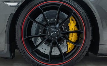 Porsche 911 GT3 (991.2) 26