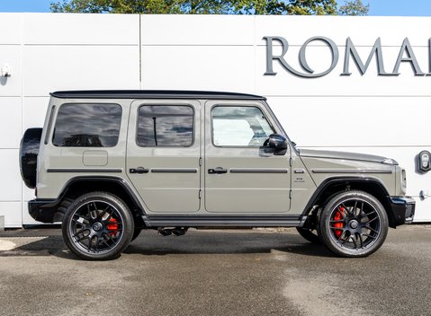 Mercedes-Benz G Class AMG G 63 CARBON EDITION 3