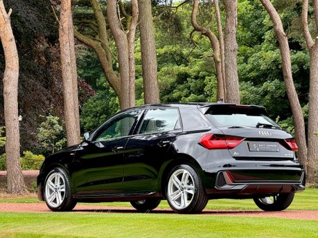 Audi A1 SPORTBACK TFSI S LINE 36