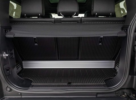 Land Rover Defender V8 CARPATHIAN EDITION 26