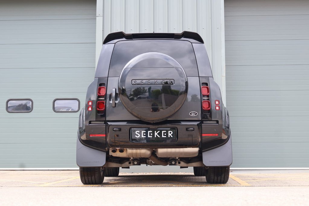 Land Rover Defender 90 HARD TOP X-DYNAMIC HSE STYLED BY SEEKER SUPER LOW MILES  6