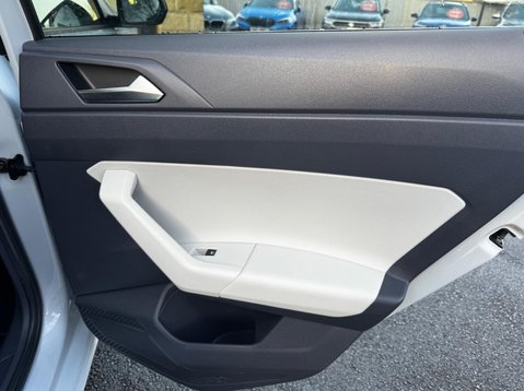 Volkswagen Polo BEATS TSI 81