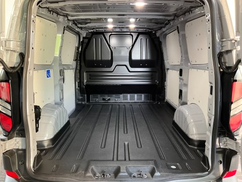 Ford Transit Custom 2.0 320 EcoBlue Trail L1 H1 Euro 6 (s/s) 5dr 8