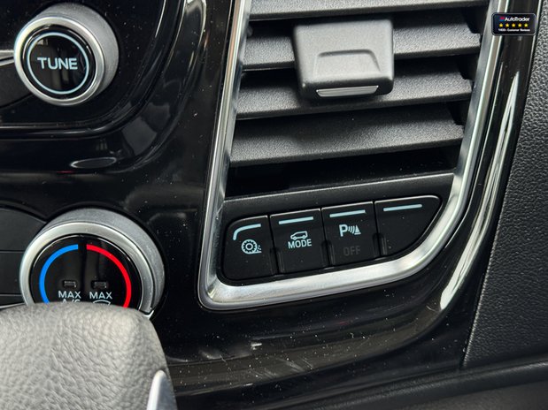 Ford Transit Custom Crew Cab AUTO SWB L1H1 Sport 320 Air Con SELECT 37