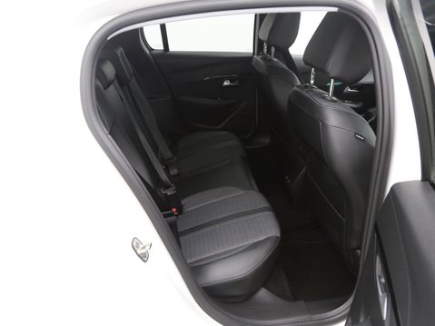 Peugeot 208 1.2 PureTech Allure Euro 6 (s/s) 5dr 23