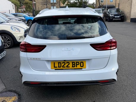 Kia Ceed CRDI 2 NAV ISG MHEV 6
