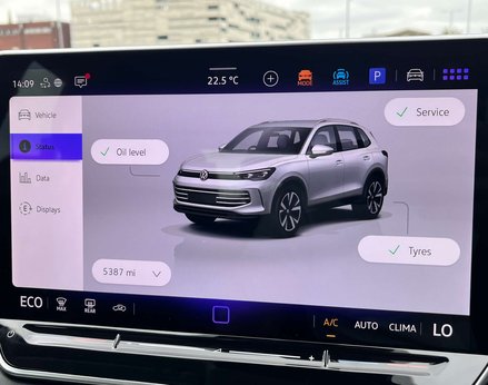 Volkswagen Tiguan 1.5 Tiguan Life TSi PHEV Semi-Auto 5dr 51