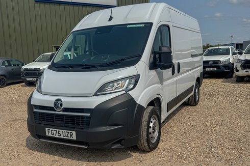 Vauxhall Movano MWB L2H2 Medium Roof Prime Air Con Ply Lined Sensors EURO 6