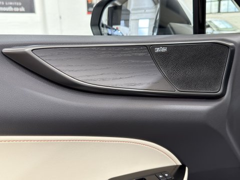 Lexus NX 450H PLUS TAKUMI Pan Roof + Mark Levinson Sound 74
