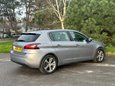 Peugeot 308 1.2 PureTech GPF Allure Euro 6 (s/s) 5dr 29