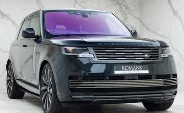 Land Rover Range Rover P530 SV 1