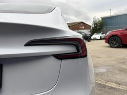 Tesla Model 3 Saloon 4dr Electric Auto RWD (208 ps) 18