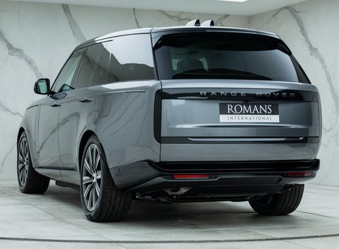 Land Rover Range Rover P550e Autobiography 7