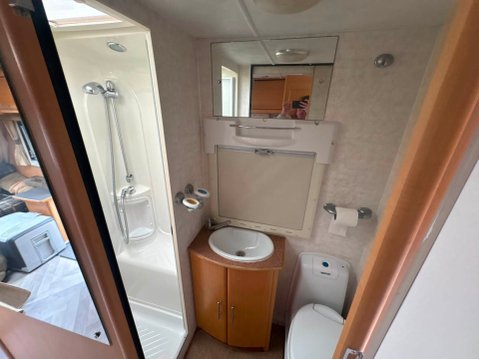 Elddis Crusader Cyclone Aurora 4 berth fixed bed 9