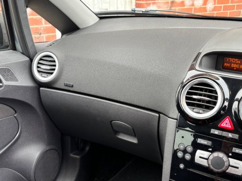 Vauxhall Corsa 1.4 16V SRi Euro 5 5dr 17