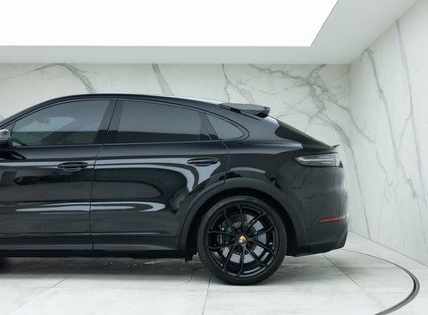 Porsche Cayenne Turbo GT 39