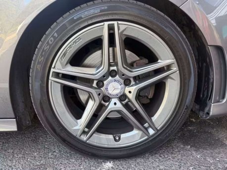 Mercedes-Benz A Class 1.5 A180d AMG Line (Premium) Hatchback 5dr Diesel 7G-DCT Euro 6 (s/s) (116  8