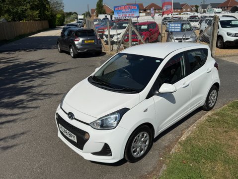 Hyundai i10 SE AUTOMATIC 26