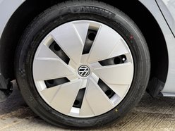 Volkswagen ID.3 Pro Performance 58kWh Life Hatchback 5dr Electric Auto (204 ps) 15