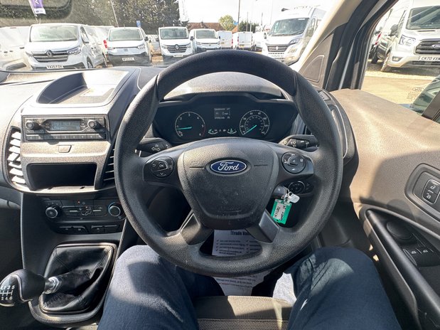 Ford Transit Connect SWB L1H1 Low Roof Leader EURO 6 16