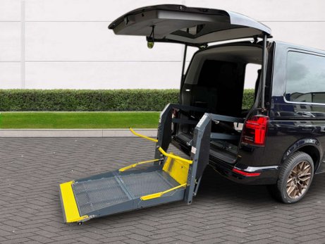 Volkswagen Transporter WAV (Wheelchair Access Vehicle) 2.0 TDI SE Semi-Auto 5dr 4